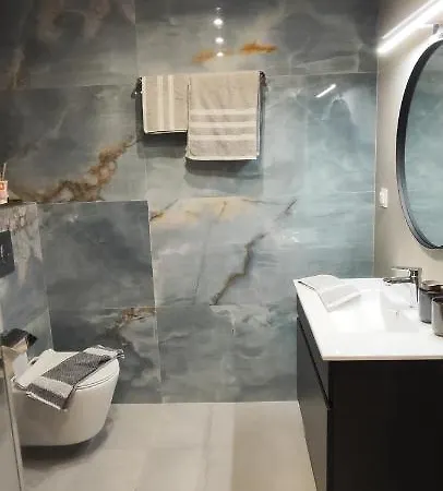 Daire La Maisonette, Center Florina